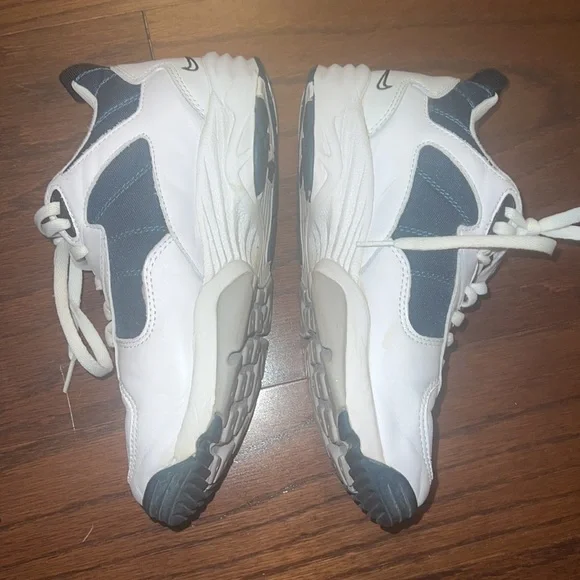 Vintage 90s Nike Air Cross Training Sneakers 7